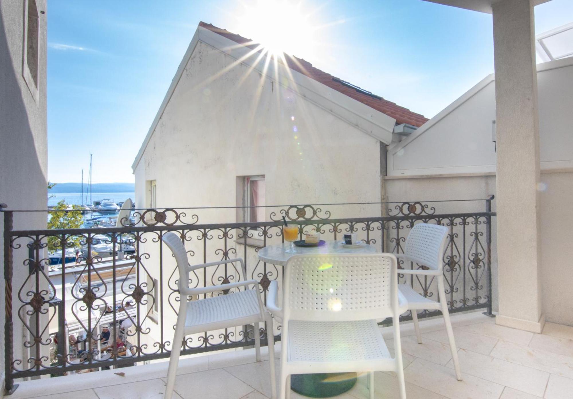 Bed & Breakfast Portun In The Center Baška Voda Kültér fotó